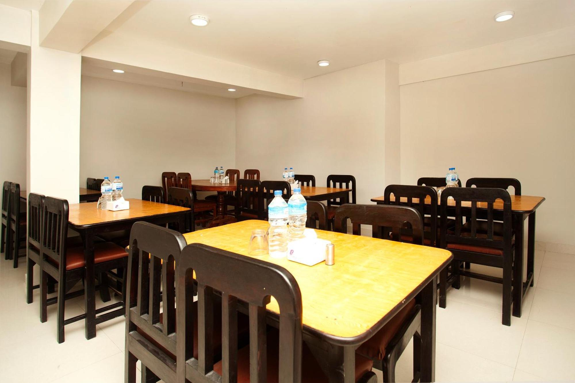Oyo 626 Hotel Himchuli Катманду Екстер'єр фото